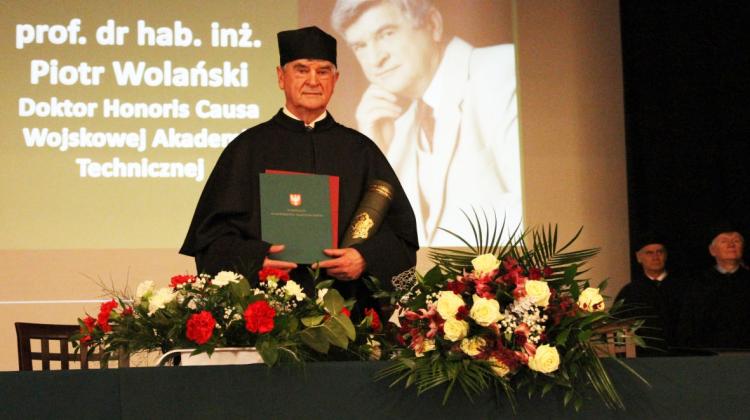 Prof. Piotr Wolański. Źródło: WAT